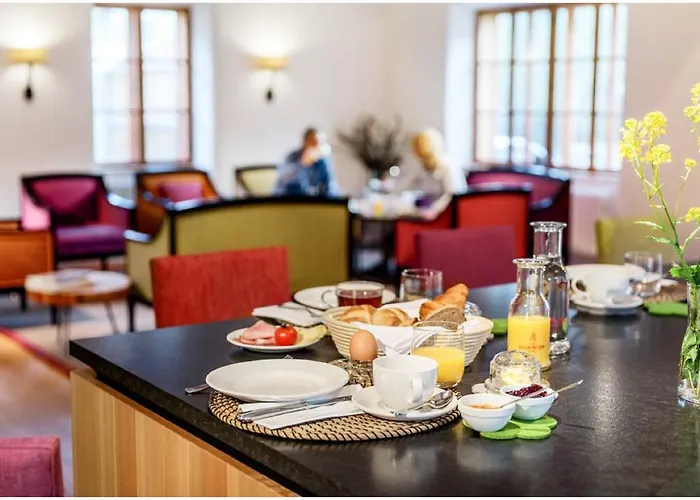 Zum Glockenturm ホテル