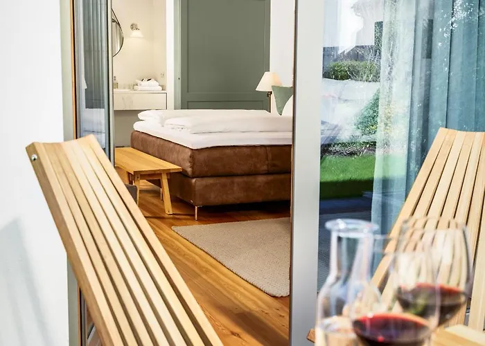 Zum Glockenturm ホテル *